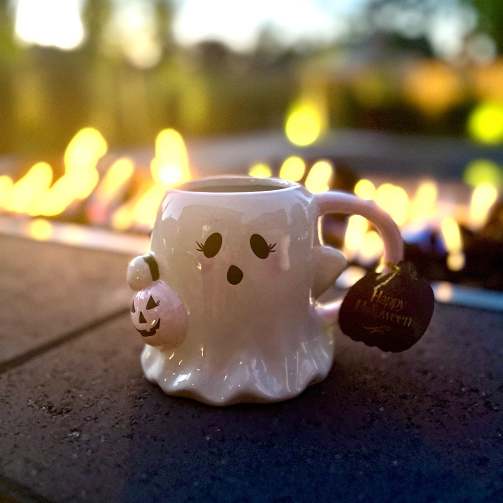 NEW 👻 Ghost with pink pumpkin mug